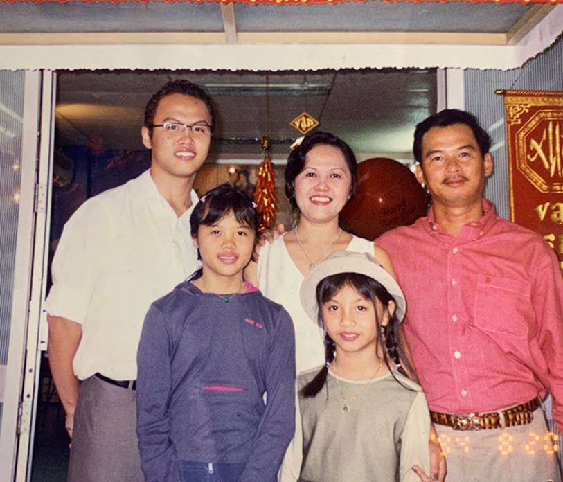 Shark Khoa chia sẻ bức ảnh thời còn áo trắng đến trường đã cực kỳ điển trai, người hâm mộ nhìn chỉ có thể thốt lên chàng CEO họ Lê đã lão hóa ngược-1