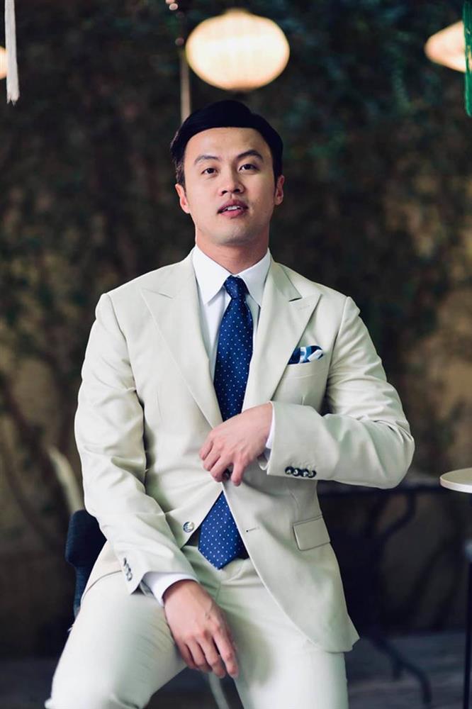 Shark Khoa chia sẻ bức ảnh thời còn áo trắng đến trường đã cực kỳ điển trai, người hâm mộ nhìn chỉ có thể thốt lên chàng CEO họ Lê đã lão hóa ngược-2