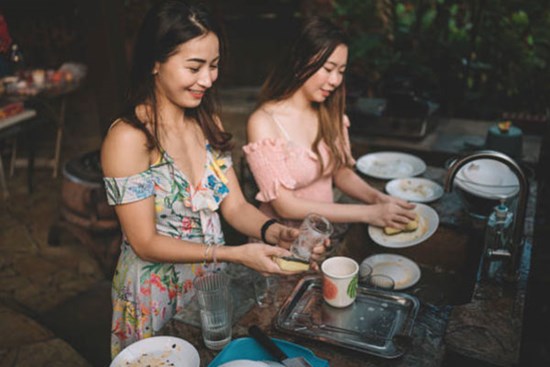 Cô gái chửi cả nhà người yêu ngày ra mắt và bài học về… cách gây ấn tượng