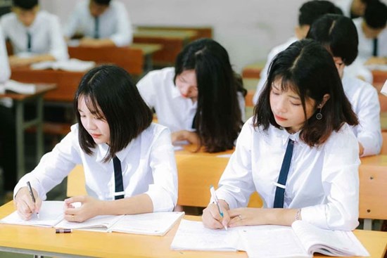 Tính đến việc lùi thời điểm kết thúc năm học