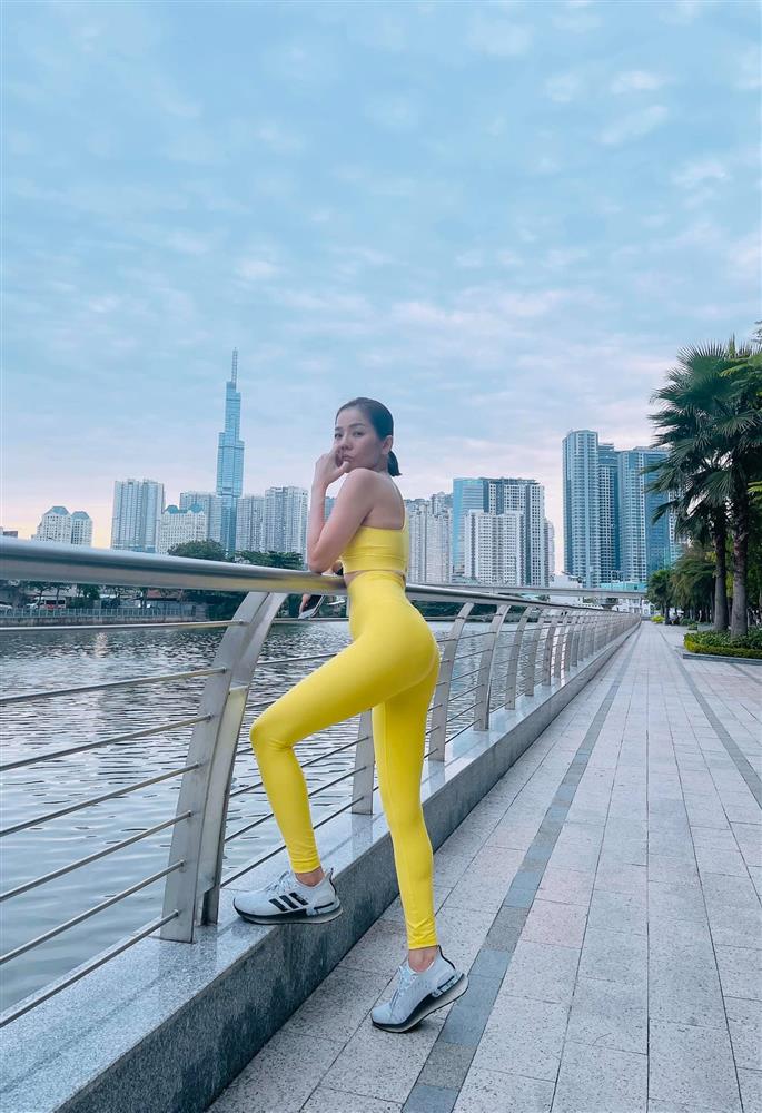 Đu trend diện bikini bé tí xíu, Lệ Quyên bị chê mặc phản cảm nhưng đã có màn đáp trả cực gắt-11