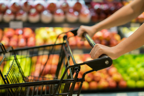 Xách làn đi siêu thị, bà nội trợ hơi choáng vì cái súp lơ với bắp cải có giá lên đến 300k-9