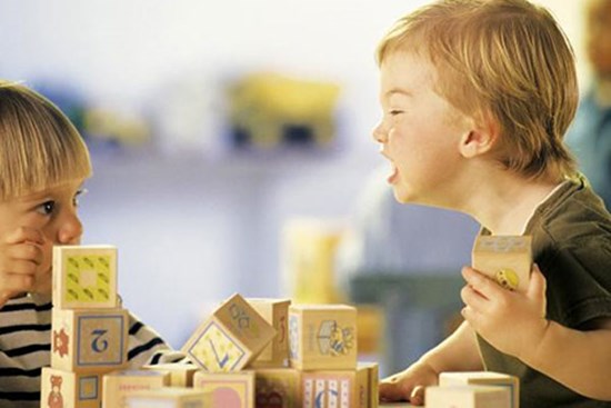 Đừng khó chịu với những cách “chống đối” này của trẻ, điều đó chỉ đang thể hiện rằng con bạn có chỉ số IQ cực cao