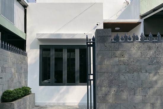 Hai chàng trai hùn tiền tiết kiệm xây nhà 800 triệu, tâm huyết đến mức ngắm tường cả ngày cũng thấy vui