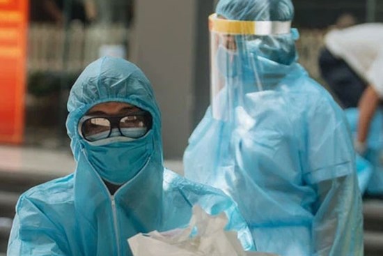 Hải Dương khẩn cấp tìm người trên xe buýt, đến quán lẩu, quán nước nơi bệnh nhân nghi mắc Covid-19 từng ghé qua