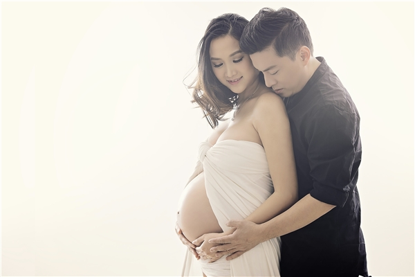 Vợ kém 17 tuổi của anh Hai Lam Trường kể chuyện đi đẻ cực hài, tiết lộ cả vấn đề giường chiếu sau sinh-2