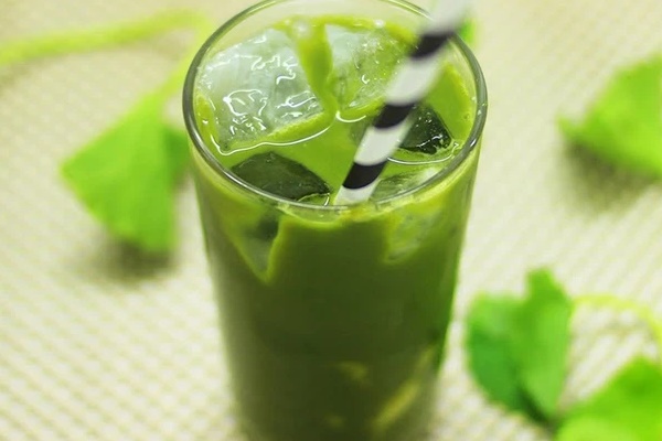 Nước rau má vừa ngon lại mát vào mùa nắng nóng nhưng đừng uống theo những cách này kẻo thành công cốc!-1