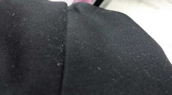 Sử dụng keo xịt tóc theo cách này giúp nhà cửa sạch sẽ, công việc dọn dẹp dễ dàng gấp nghìn lần-6