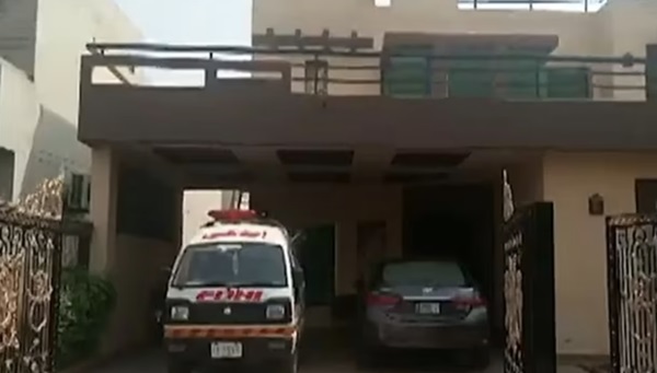 Từ chối lời cầu hôn của 2 gã đàn ông, cô gái xinh đẹp chẳng ngờ thảm kịch kinh hoàng liền đến với mình, chi tiết vụ việc gây rợn người-2