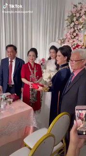 Luôn tự nhận mình đẹp, doanh nhân Nguyễn Phương Hằng liệu có lép vế khi đứng cạnh bà sui trong lễ đính hôn của con trai?-1