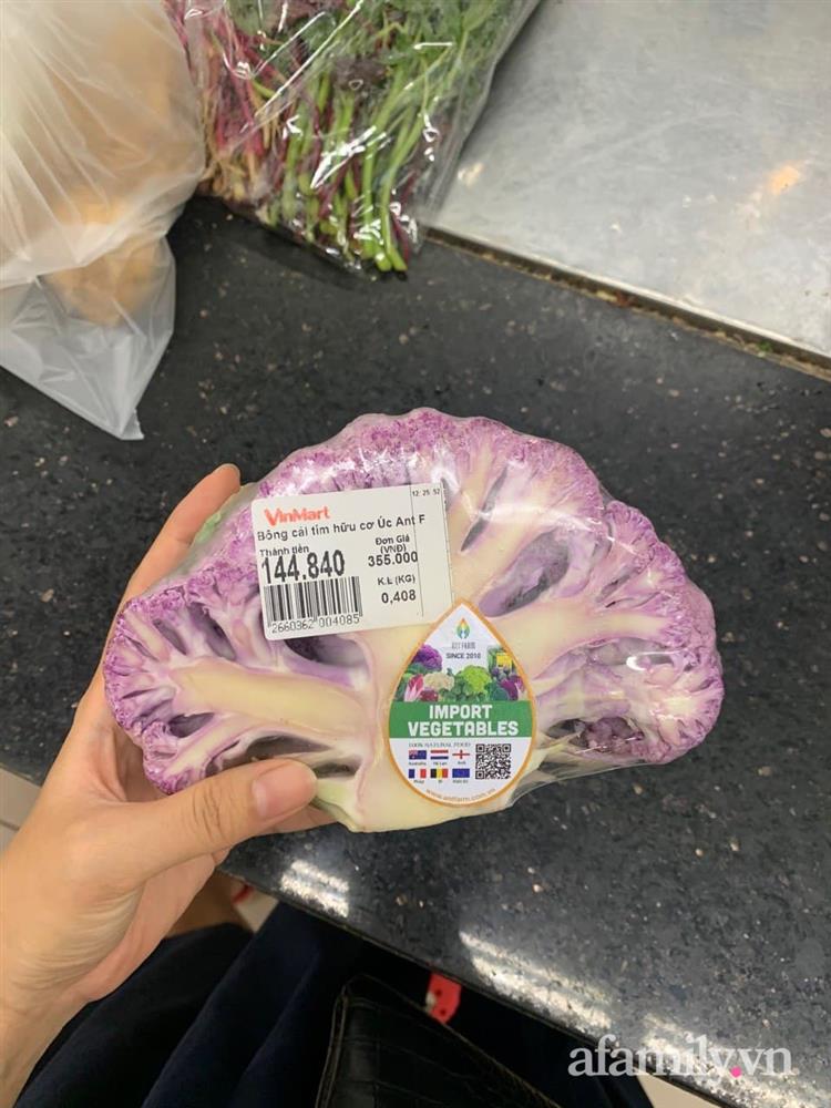 Xách làn đi siêu thị, bà nội trợ hơi choáng vì cái súp lơ với bắp cải có giá lên đến 300k-1