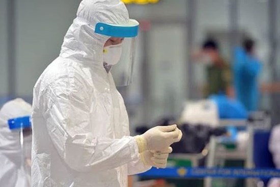 Lịch trình nữ điều dưỡng Bệnh viện Bệnh Nhiệt đới TW dương tính SARS-CoV-2: Ăn liên hoan, đi xe khách từ Nam Định lên Hà Nội, đi làm, uống cafe