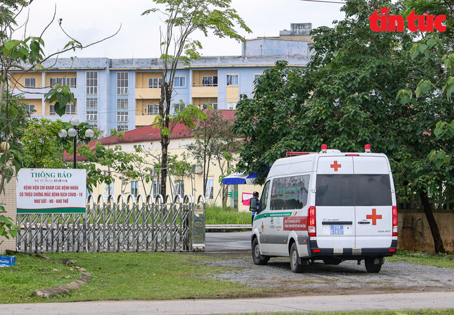 Clip: Toàn cảnh BV Bệnh Nhiệt đới Trung ương trong chiều nay, phát hiện thêm 14 ca dương tính SARS-CoV-2-2