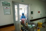 Hưng Yên: Phát hiện con gái và cháu ngoại của bệnh nhân ở BV Nhiệt đới TƯ cũng dương tính với SARS-CoV-2-1