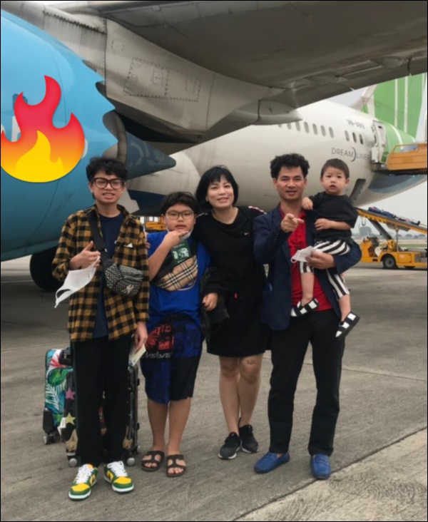 Dù cưng chiều cậu út, Xuân Bắc vẫn là ông bố rất nghiêm khắc, một chi tiết nhỏ cũng nói lên cách dạy con của danh hài-1