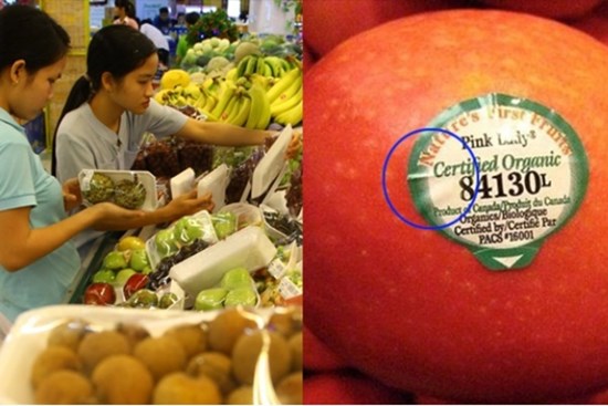 Sự thật đằng sau những chữ số dán trên quả bán siêu thị: Gặp phải số này nhớ 