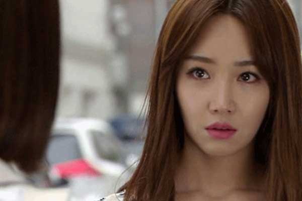 Màn phá án&nbsp;hơn phim của cô vợ cao tay: Khiến nhân tình của chồng sa lưới với sự giúp đỡ của cả nhà chồng!-9