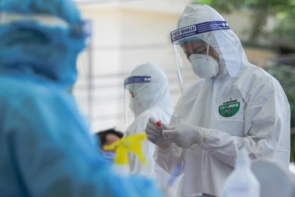 4 triệu chứng điển hình của Covid-19: Ai cũng cần biết để phát hiện sớm-1