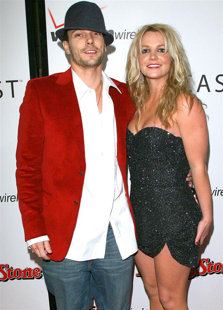 Ai đã khiến Britney Spears sụp đổ đến điên loạn?-1