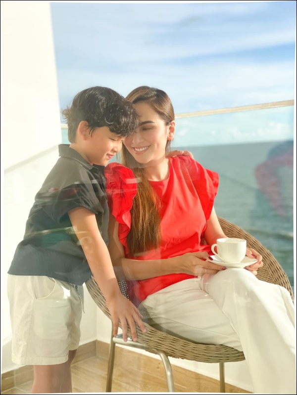 Con trai HH Diễm Hương hồn nhiên phát ngôn 1 câu chất lừ&nbsp;mà&nbsp;bé nào cũng nói, phụ huynh đúc rút kinh nghiệm: Đừng tin, ai rồi cũng khác!-1