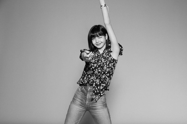 Học Lisa 13 cách diện quần jeans siêu cấp sành điệu, chị em sẽ không thể mặc xấu-5