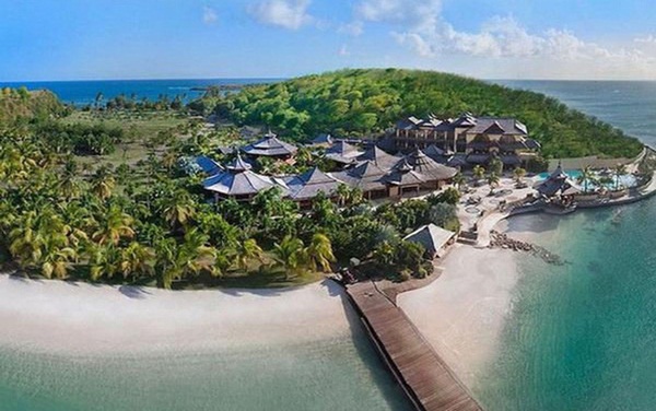 Động thái cao tay của vợ tỷ phú Bill Gates sau ly hôn: Thuê đảo riêng nghỉ dưỡng cùng 3 con, bỏ mặc chồng cũ bận rộn với công việc-1