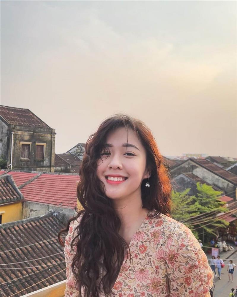 Nữ BTV tiết lộ từng bị đồng nghiệp gièm pha: Sao mấy đứa đi thi Hoa hậu về cứ muốn vào VTV làm thế nhờ?-4