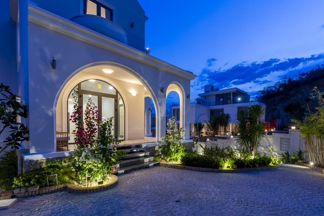 Vợ chồng Hà Nội về Nha Trang tránh dịch, xây biệt thự hướng biển tuyệt đẹp trên mảnh đất 590m2-5