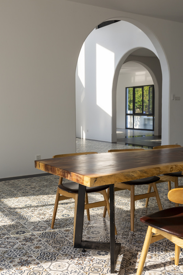 Vợ chồng Hà Nội về Nha Trang tránh dịch, xây biệt thự hướng biển tuyệt đẹp trên mảnh đất 590m2-8