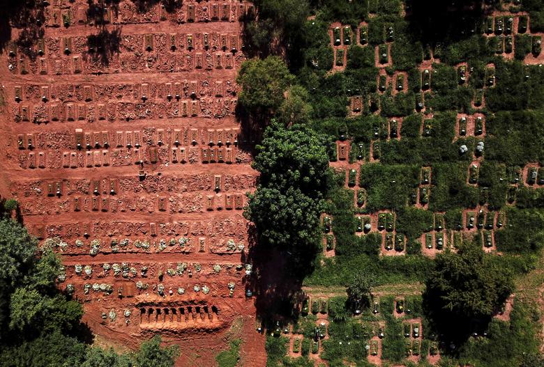 Loạt ảnh khiến thế giới rùng mình ở ổ dịch tang tóc không thua địa ngục Covid-19 Ấn Độ với hơn 4.000 người chết/ngày và lời kêu cứu vô vọng-11