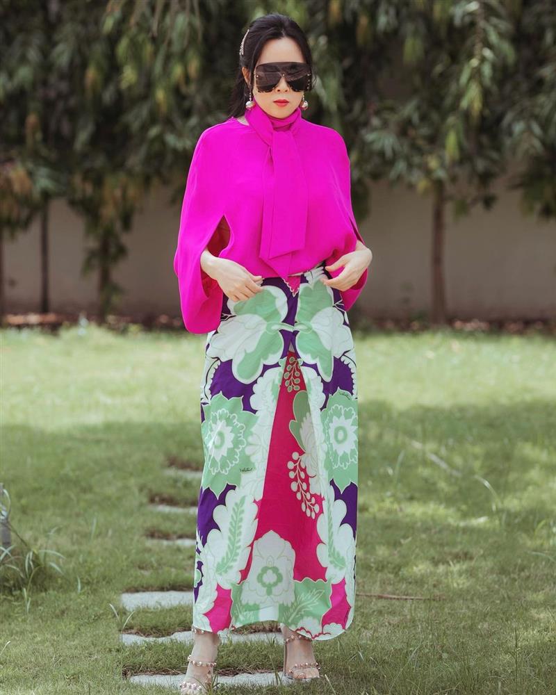 Phượng Chanel đối đầu Song Hye Kyo khi đụng hàng: Nữ doanh nhân lên đời style nhưng vẫn lép vế mỹ nhân Hàn-2