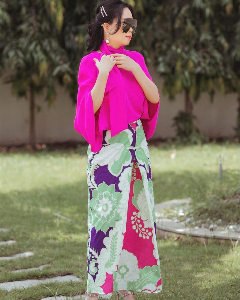 Phượng Chanel đối đầu Song Hye Kyo khi đụng hàng: Nữ doanh nhân lên đời style nhưng vẫn lép vế mỹ nhân Hàn-4