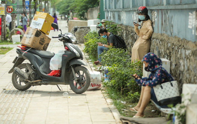 Xóm ung thư khi Bệnh viện K bị phong toả: Bệnh nhân khăn gói về quê trốn dịch, người ở lại vì chẳng biết đi đâu-10