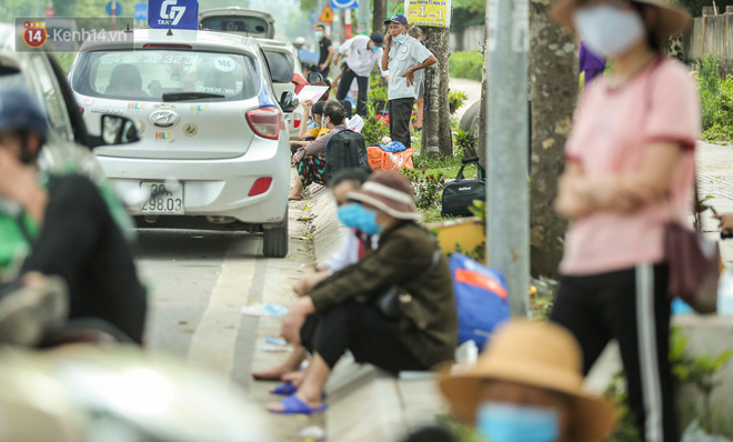 Xóm ung thư khi Bệnh viện K bị phong toả: Bệnh nhân khăn gói về quê trốn dịch, người ở lại vì chẳng biết đi đâu-9