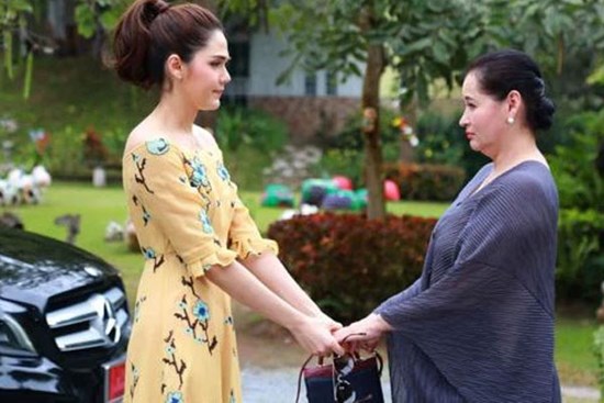 Mẹ chồng dúi vào tay 800 triệu, tôi chưa rõ cơ sự ra sao đã bị chồng tát sấp mặt