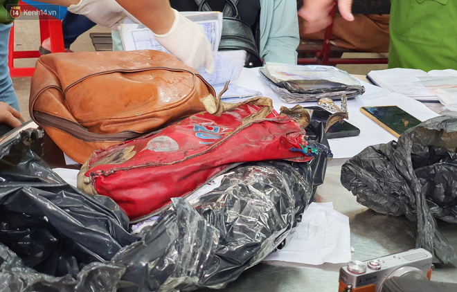 Người thân ngã quỵ, chờ đợi đón nhận 8 thi thể trong vụ cháy ở Sài Gòn: Thằng Đ. nó hẹn lên chơi ít bữa rồi về, vậy mà có về được nữa đâu-12