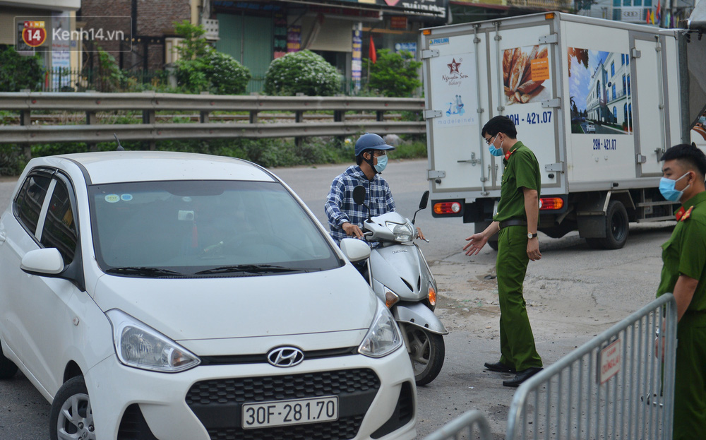 Hà Nội: Cận cảnh khu vực phong toả 6.000 dân ở Thường Tín, nhiều người đi làm ngỡ ngàng phải quay xe-8