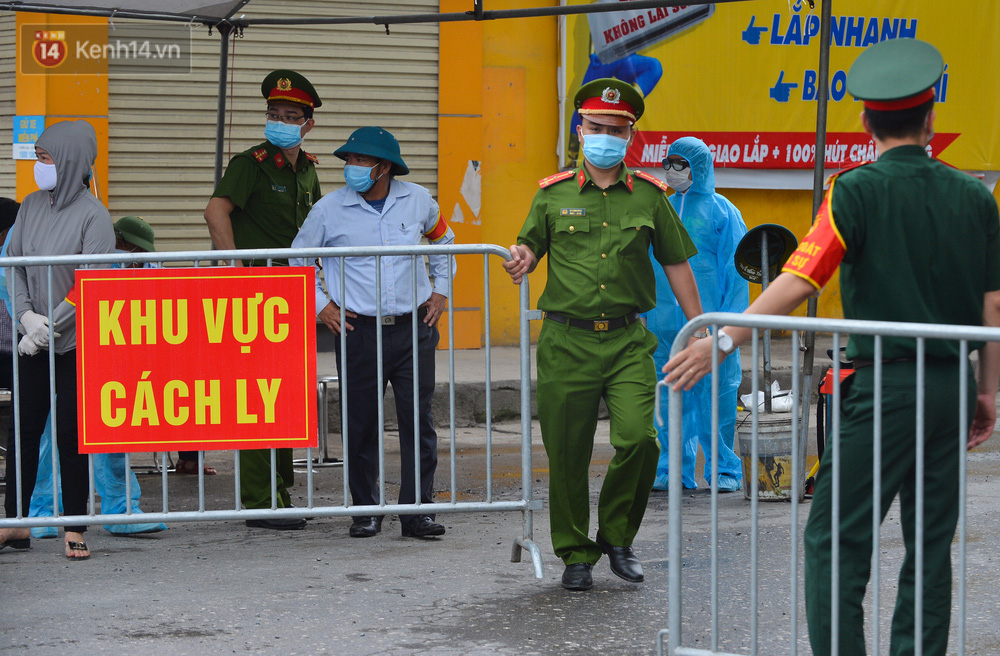 Hà Nội: Cận cảnh khu vực phong toả 6.000 dân ở Thường Tín, nhiều người đi làm ngỡ ngàng phải quay xe-1