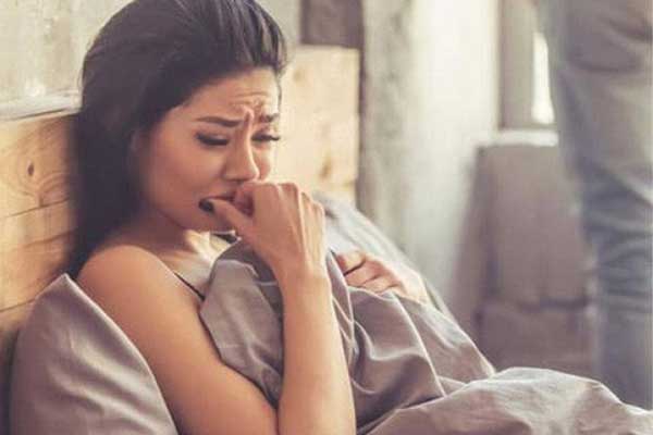 Đêm tân hôn chồng không đụng vào người rồi kể bí mật giấu kín, nghe xong tôi lập tức chuyển nhà sang tên anh-1