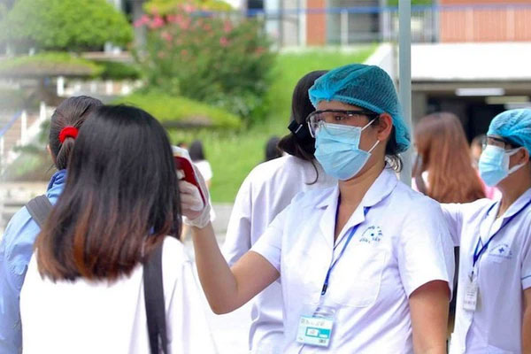 Học sinh dương tính với Covid- 19 được xét đặc cách tốt nghiệp-2