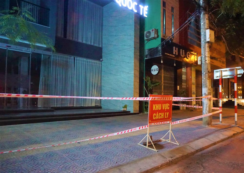 Cô gái đang mang thai dương tính SARS-CoV-2 ở Đà Nẵng dự 2 đám cưới, tiếp xúc rất nhiều người-1