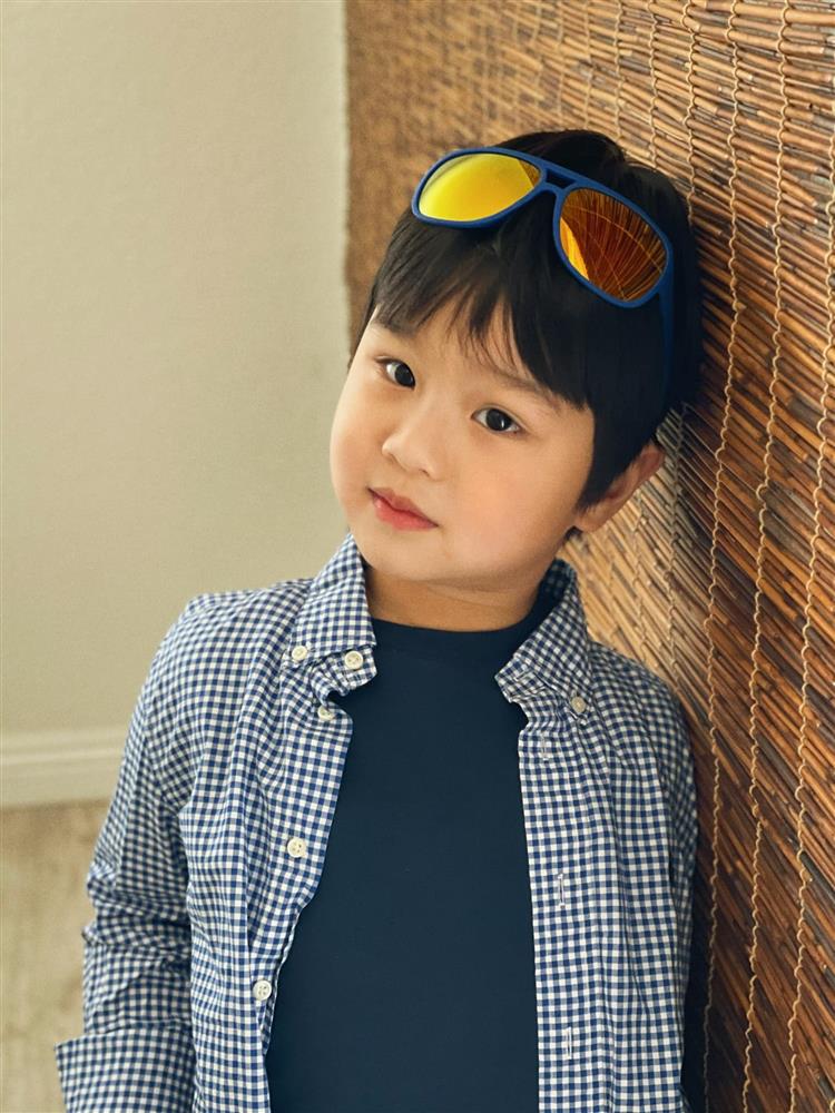 3 cặp song sinh rich kid đáng yêu nhất của các gia đình Việt, toàn nam thần nhí khiến team bỉm sữa thích mê-5