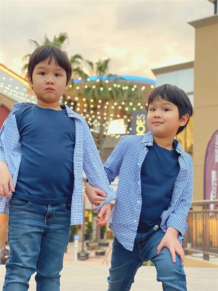 3 cặp song sinh rich kid đáng yêu nhất của các gia đình Việt, toàn nam thần nhí khiến team bỉm sữa thích mê-10