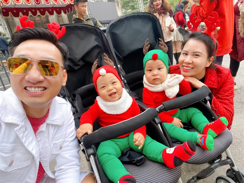 3 cặp song sinh rich kid đáng yêu nhất của các gia đình Việt, toàn nam thần nhí khiến team bỉm sữa thích mê-30