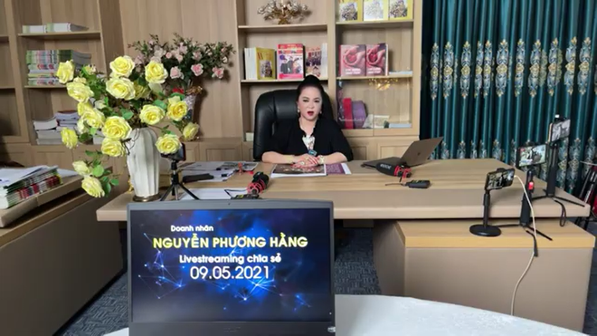 Bà Phương Hằng: Giới nghệ sĩ có ngon thì kéo tới Đại Nam, tôi đóng cửa lại đánh cho-1