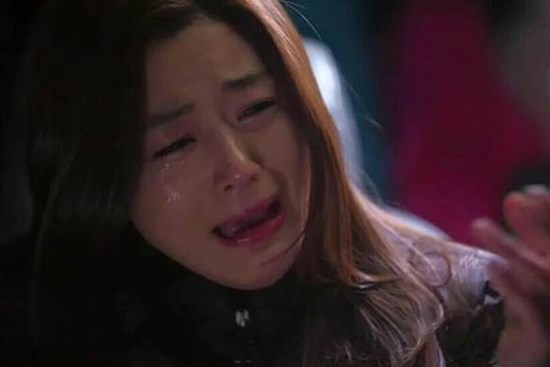 Dẫn bạn trai về ra mắt, tôi ngây dại khi nghe em gái trừng mắt mắng mỏ anh và từ đó sự thật khủng khiếp được phơi bày