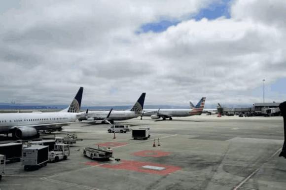 Tại sao bạn phải đến sân bay sớm hơn hai tiếng trước khi máy bay cất cánh?-1