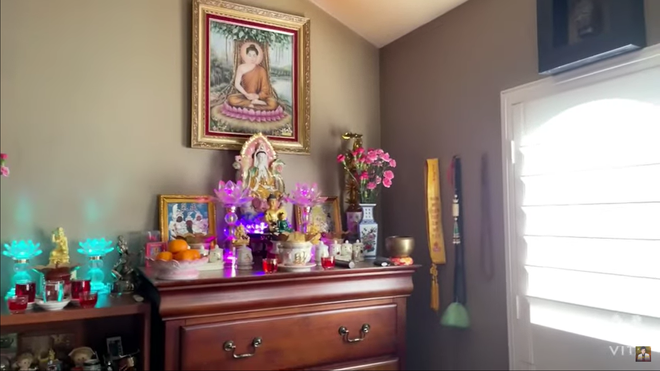 Cuộc sống của nghệ sĩ cải lương Ngọc Huyền tại Mỹ: Sở hữu nhà 2 triệu đô, sống đủ đầy-5