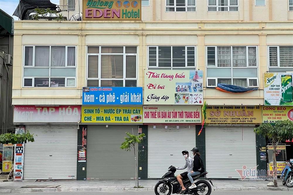 Phố du lịch Bãi Cháy vắng lặng, không một bóng người-3