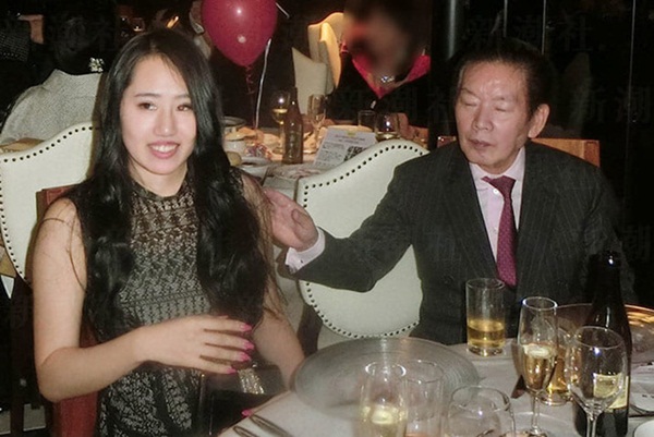 Vụ án triệu phú 77 tuổi chết bất thình lình sau 3 tháng kết hôn: Loạt hành động bất thường tố cáo âm mưu tàn độc của vợ trẻ-3
